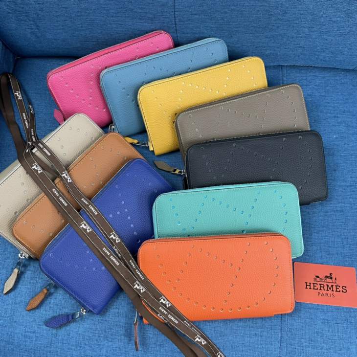 Picture of Hermes Wallets _SKUfw214804602fw